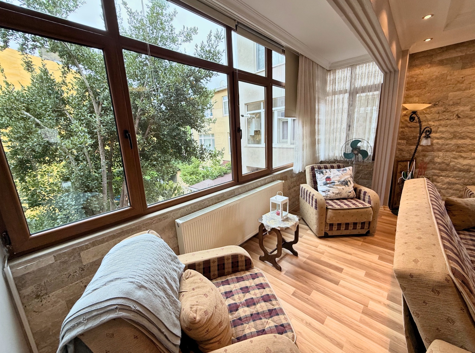 Şenevler Eşyalı · Kiralık 2+1 Daire · Tarabya · fotoğraf 3
