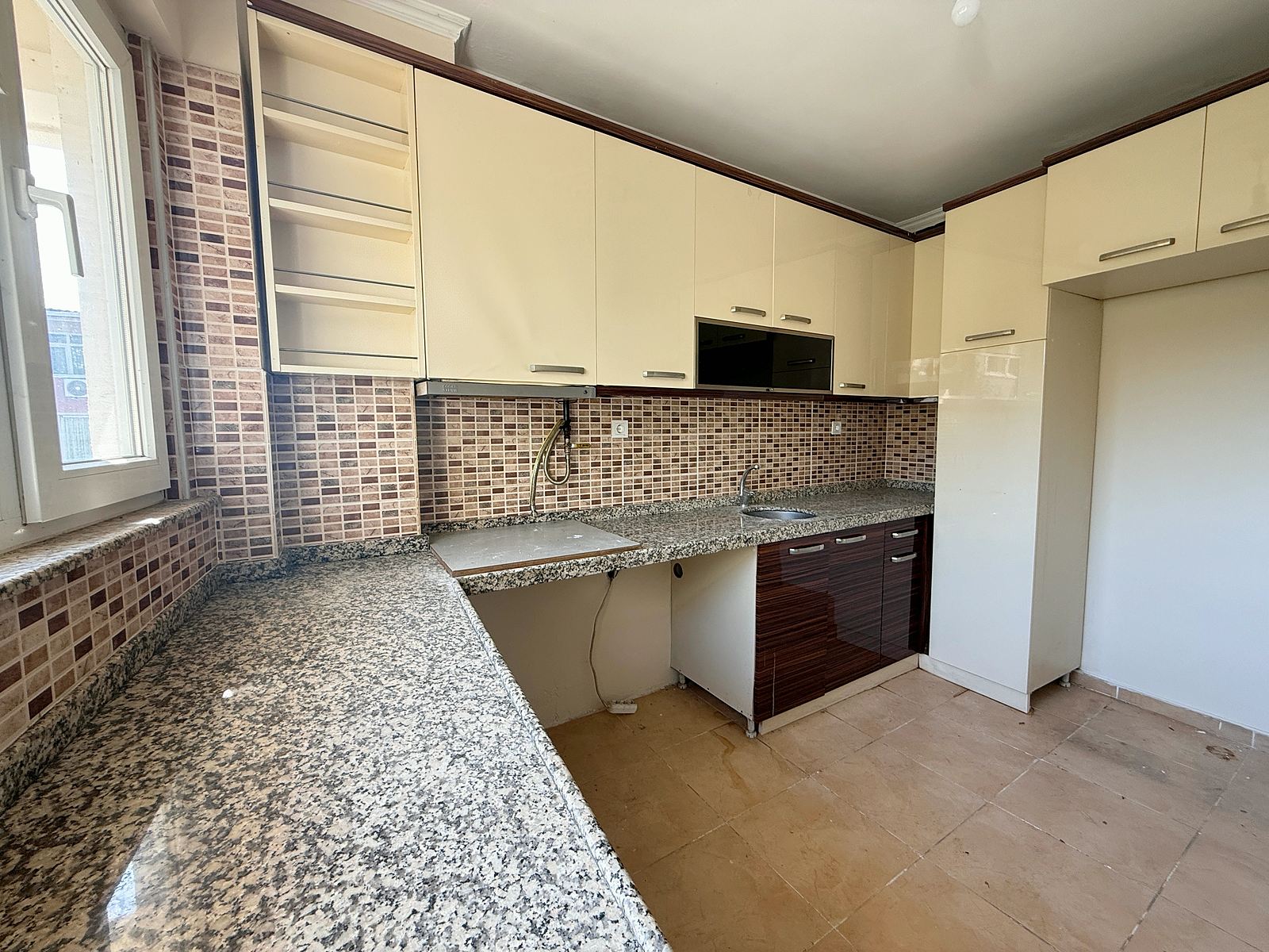Vatan caddesi 2+1 kiralık · Kiralık 2+1 Daire · Ferahevler · fotoğraf 3