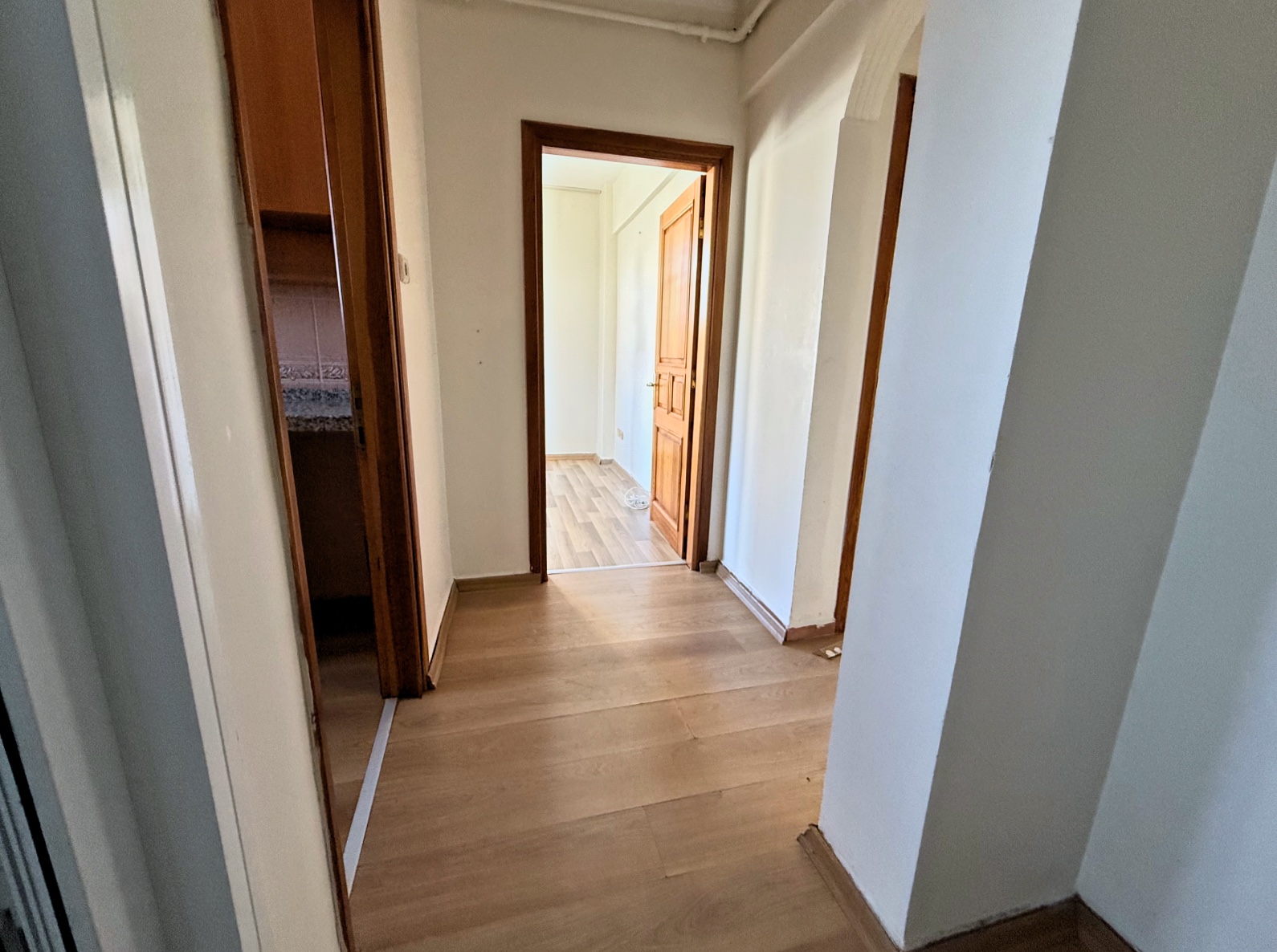Şenevler · Kiralık 2+1 Daire · Tarabya · fotoğraf 2