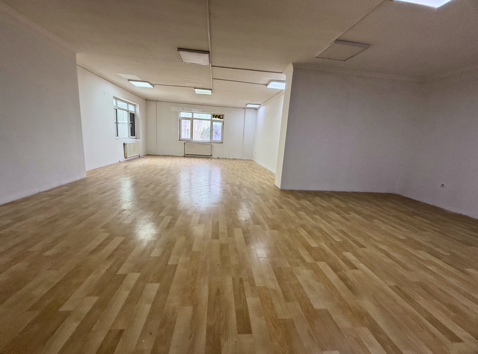 Tarabya yıldız koleji karşısında Ofis · Kiralık Ofis · Yeniköy · fotoğraf 3